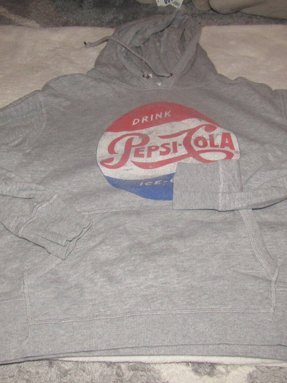 Pepsi Cola Gray Graphic Crop Hoodie Sweatshirt Size Large USED
